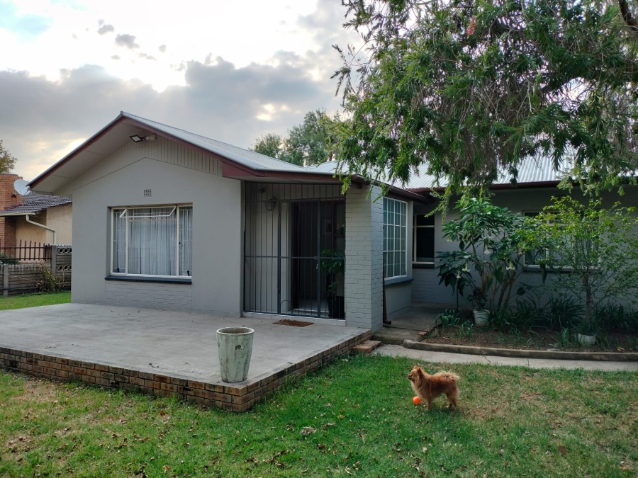 5 Bedroom Property for Sale in Sasolburg Ext 3 Free State